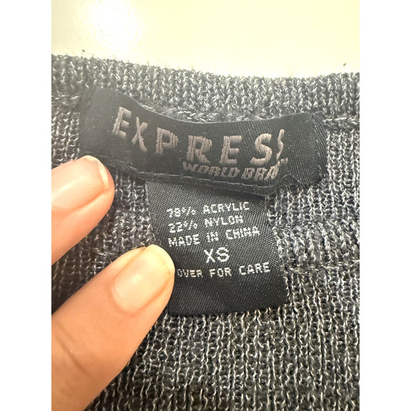 Express Sweater Womens XS Gray Long Sleeve Knit Pullover Lightweight Slit Hem - Picture 5 of 8
